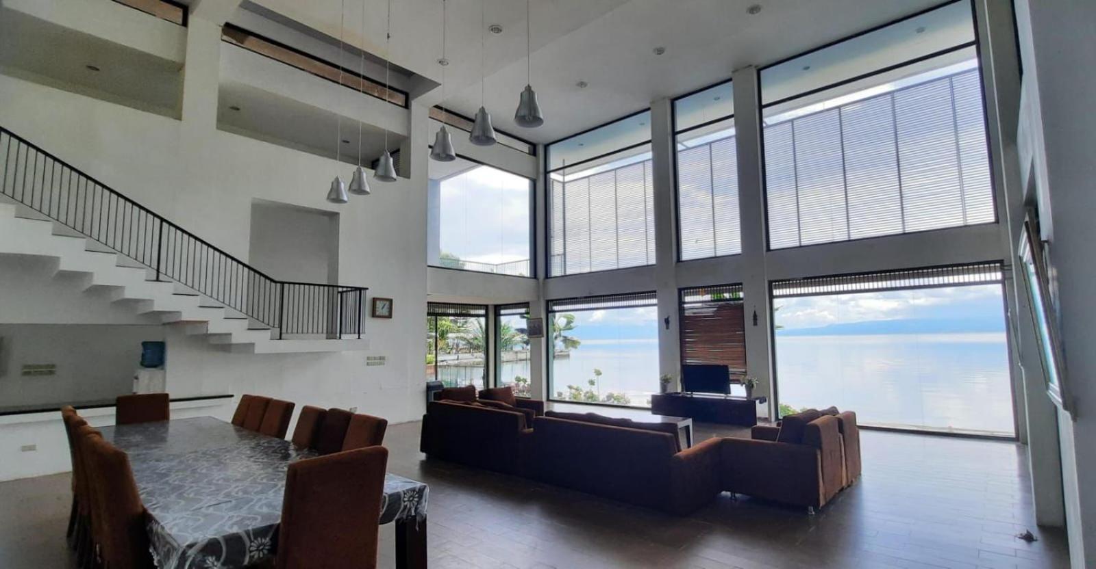 Tiara Bunga Hotel & Villa Balige Eksteriør bilde