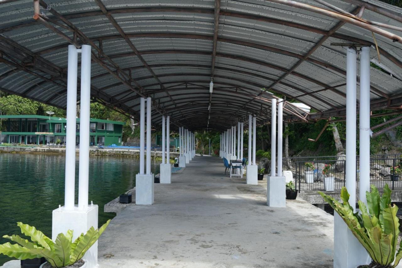 Tiara Bunga Hotel & Villa Balige Eksteriør bilde