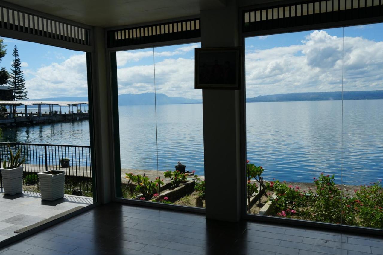 Tiara Bunga Hotel & Villa Balige Eksteriør bilde
