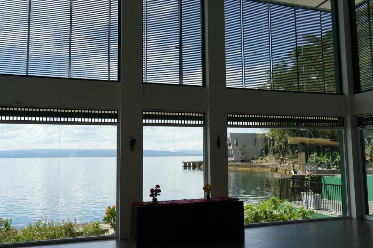 Tiara Bunga Hotel & Villa Balige Eksteriør bilde