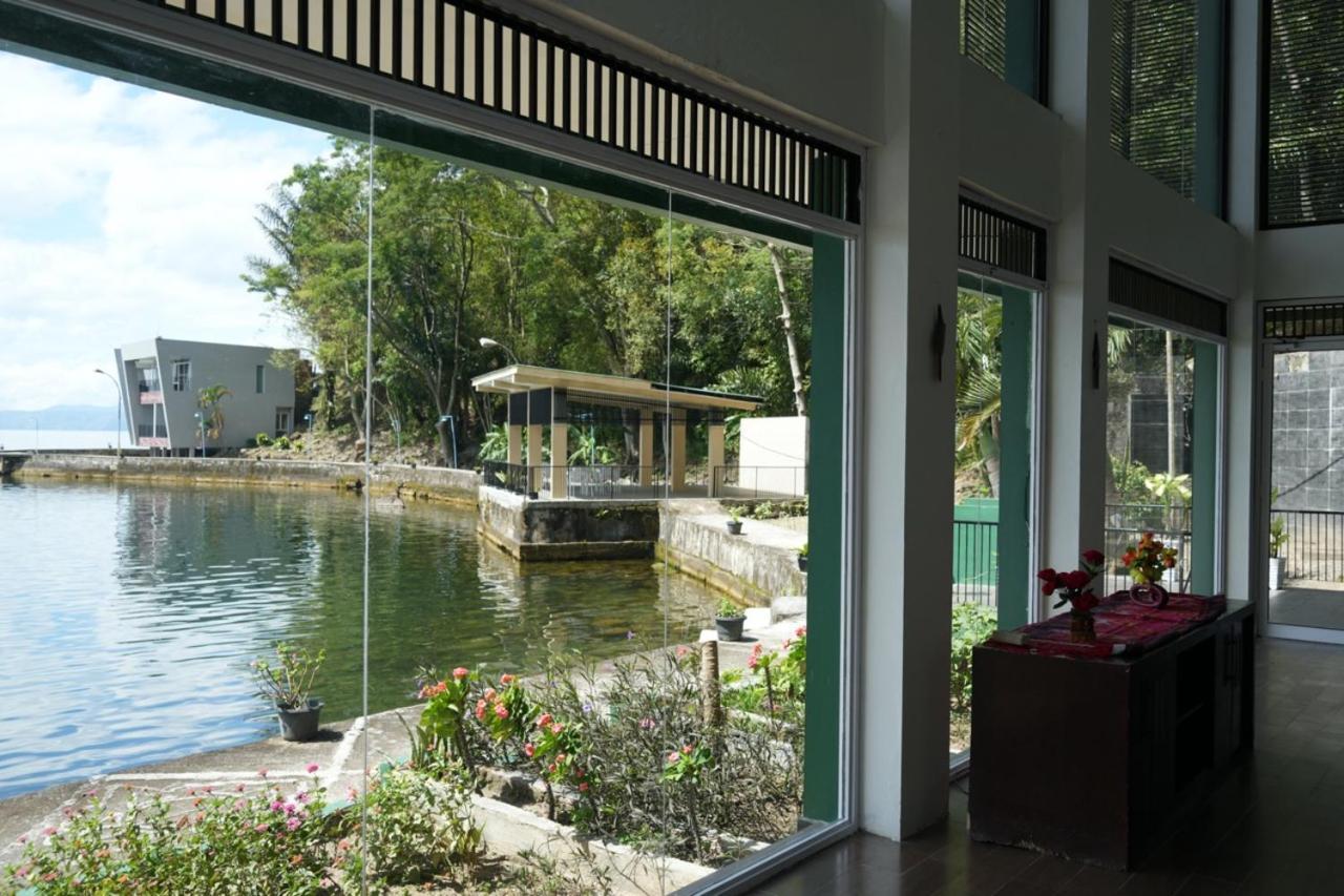 Tiara Bunga Hotel & Villa Balige Eksteriør bilde