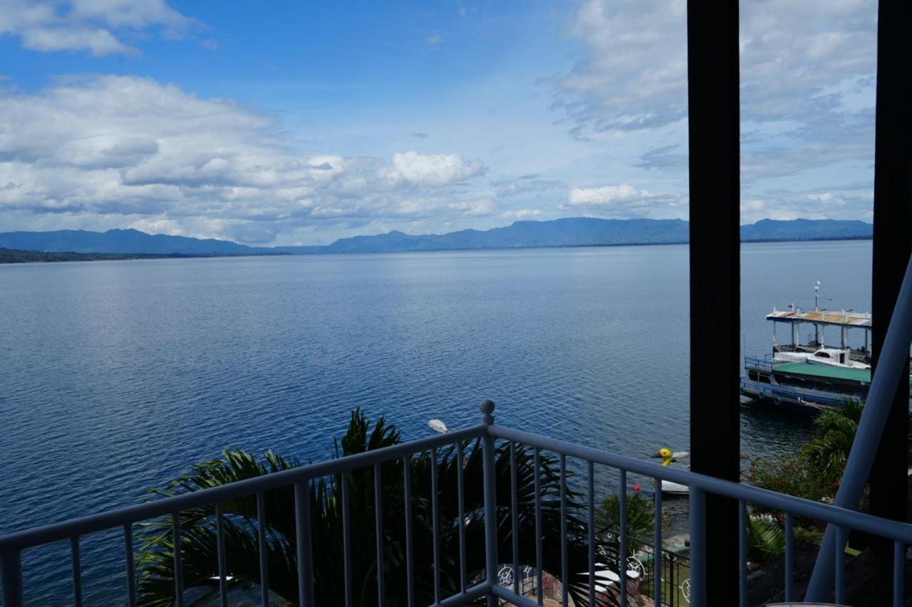 Tiara Bunga Hotel & Villa Balige Eksteriør bilde