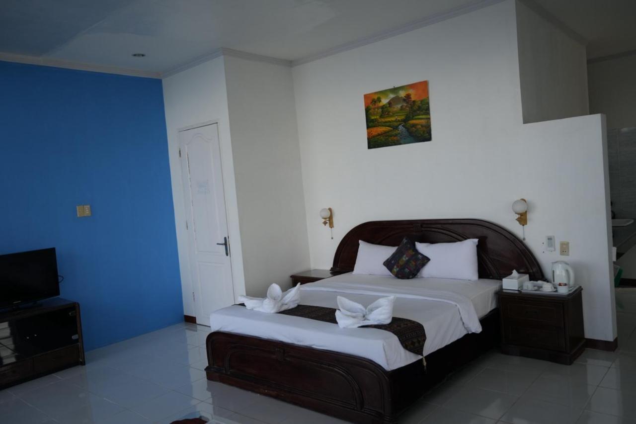 Tiara Bunga Hotel & Villa Balige Eksteriør bilde